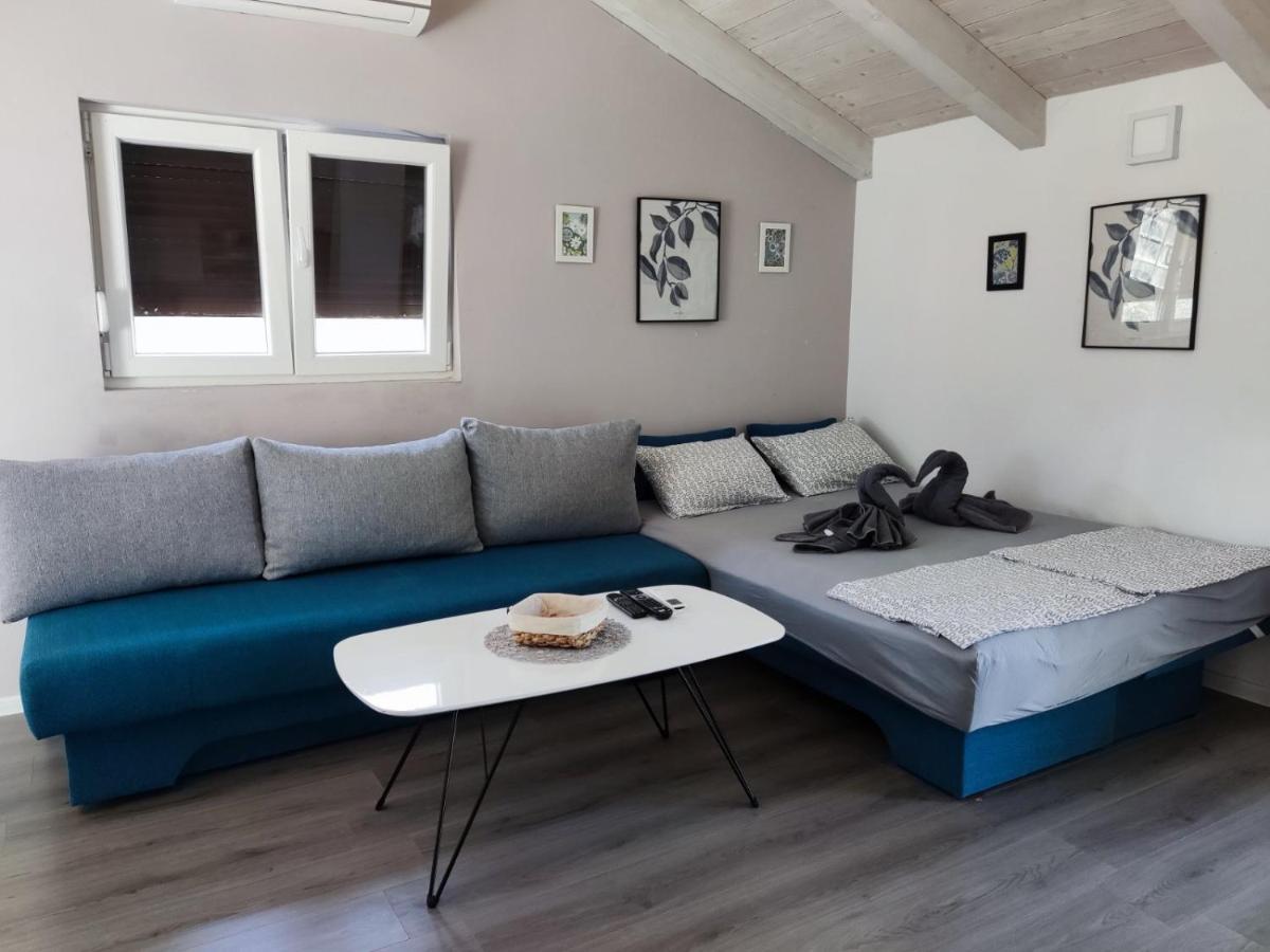 Viva 1 Apartment